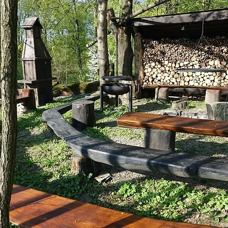 Gosciniec Dworski W Ropie - Goscinne Ropa