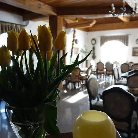 Gosciniec Dworski W Ropie - Goscinne 3* Ropa